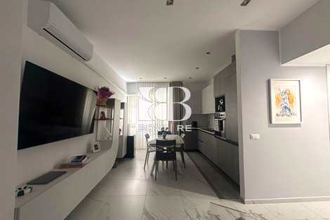 Appartamento in Vendita,  Camilluccia