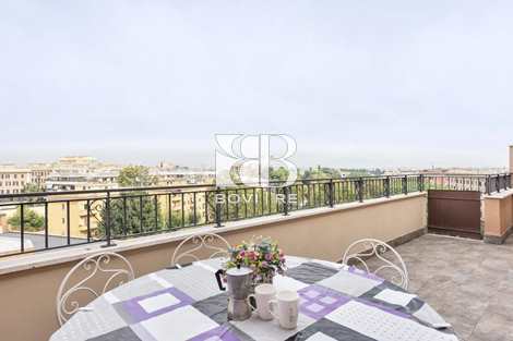 Attico in Affitto, San Lorenzo